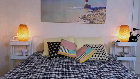 Snapshot of pupsenish chatting on 12-13-24, 06:38 Jesse online show from 12-13-24, 06:38