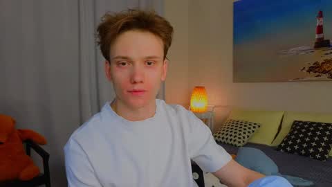 Snapshot of pupsenish chatting on 01-22-25, 12:06 Jesse online show from 01-22-25, 12:06