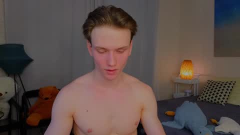 Snapshot of pupsenish chatting on 01-25-25, 05:29 Jesse online show from 01-25-25, 05:29