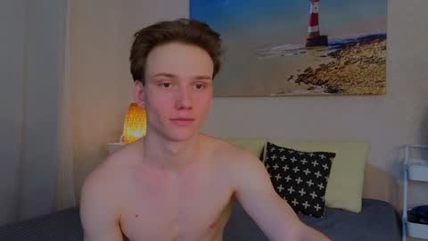 Snapshot of pupsenish chatting on 01-25-25, 08:31 Jesse online show from 01-25-25, 08:31