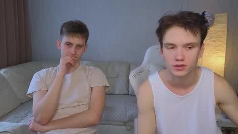 Snapshot of pupsenish chatting on 10-16-25, 10:38 Jesse online show from 10-16-25, 10:38