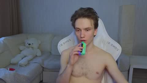 Snapshot of pupsenish chatting on 02-01-26, 05:06 Jesse online show from 02-01-26, 05:06