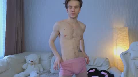 Snapshot of pupsenish chatting on 02-03-26, 06:22 Jesse online show from 02-03-26, 06:22