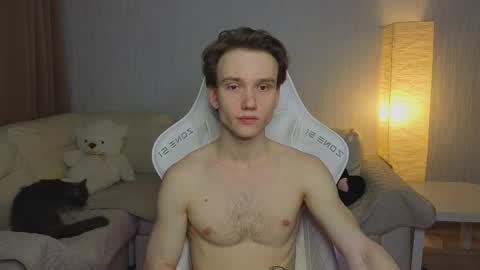 Snapshot of pupsenish chatting on 02-04-26, 02:39 Jesse online show from 02-04-26, 02:39