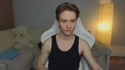 Snapshot of pupsenish chatting on 02-09-26, 03:10 Jesse online show from 02-09-26, 03:10