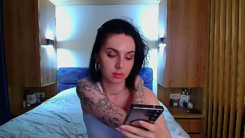 Snapshot of pure_temptation_j chatting on 06-02-26, 05:15 Julia online show from 06-02-26, 05:15