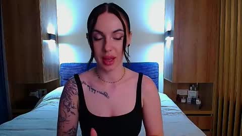 Snapshot of pure_temptation_j chatting on 06-13-26, 04:05 Julia online show from 06-13-26, 04:05