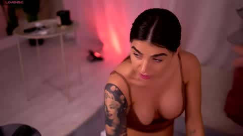 Emily online show from 02-06-26, 04:50