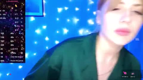 Alicia online show from 01-26-25, 05:23