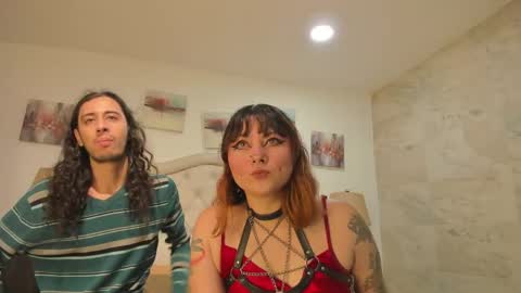 Snapshot of puretemptation_ chatting on 05-31-26, 01:29 Experienced guys online show from 05-31-26, 01:29