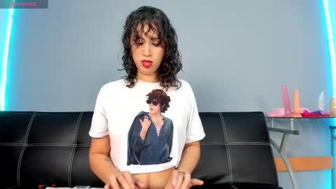 Snapshot of purplay_98 chatting on 01-17-25, 07:49 purplay_98 online show from 01-17-25, 07:49