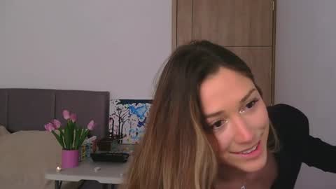 Snapshot of purpleluzzy chatting on 07-17-26, 03:50 Lizzy online show from 07-17-26, 03:50