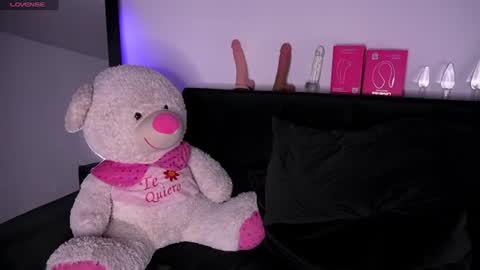 Alynn online show from 07-01-26, 03:08