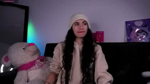 Alynn online show from 07-05-26, 01:45