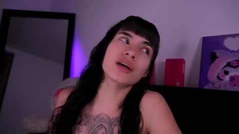 Alynn online show from 08-04-26, 01:53