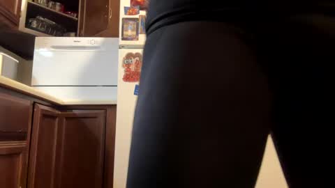 puss123176428 online show from 12-03-24, 10:29