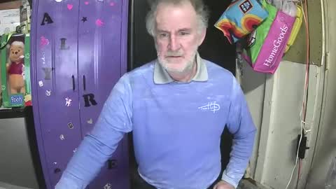 Snapshot of pussy_licker0127 chatting on 01-06-25, 11:52 Mark online show from 01-06-25, 11:52