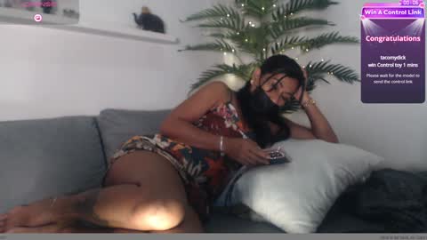 Snapshot of pussycash chatting on 01-09-25, 09:16  POCCA online show from 01-09-25, 09:16