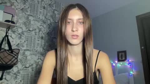 Snapshot of pussygir007 chatting on 12-25-24, 10:50 pussygirl007 online show from 12-25-24, 10:50