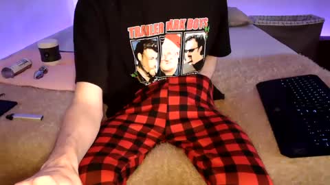 Snapshot of pussylover2182 chatting on 12-14-24, 07:51 pussylover2182 online show from 12-14-24, 07:51