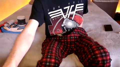 Snapshot of pussylover2182 chatting on 12-18-24, 07:47 pussylover2182 online show from 12-18-24, 07:47