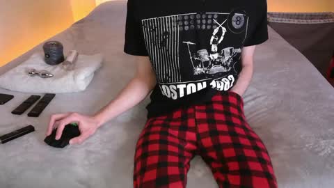 Snapshot of pussylover2182 chatting on 12-28-24, 06:49 pussylover2182 online show from 12-28-24, 06:49