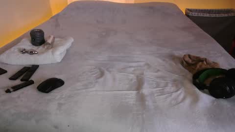 Snapshot of pussylover2182 chatting on 12-28-24, 09:52 pussylover2182 online show from 12-28-24, 09:52