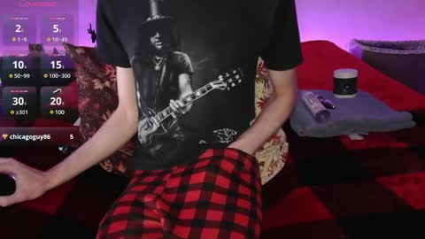 Snapshot of pussylover2182 chatting on 02-06-25, 06:29 pussylover2182 online show from 02-06-25, 06:29