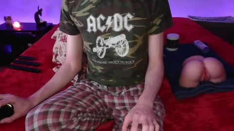 Snapshot of pussylover2182 chatting on 03-05-25, 06:12 pussylover2182 online show from 03-05-25, 06:12