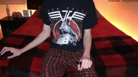 Snapshot of pussylover2182 chatting on 09-20-25, 03:07 pussylover2182 online show from 09-20-25, 03:07