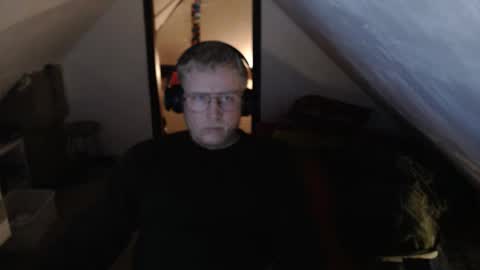 Snapshot of pussylovercb chatting on 04-12-26, 08:03 pussylovercb online show from 04-12-26, 08:03