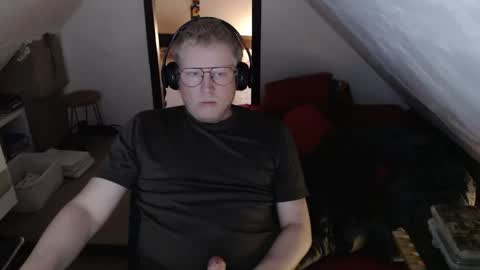 Snapshot of pussylovercb chatting on 04-16-26, 08:04 pussylovercb online show from 04-16-26, 08:04