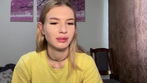 Lina online show from 09-20-25, 05:30