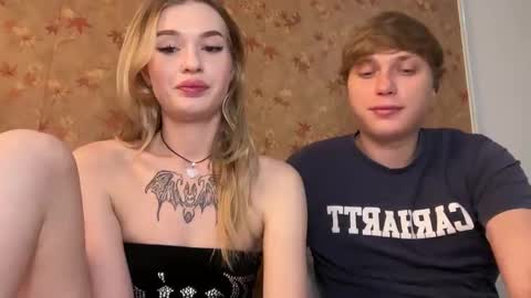 Lina online show from 10-06-25, 11:24