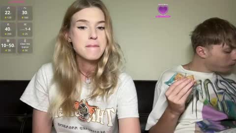 Lina online show from 04-19-26, 02:16