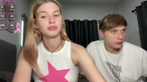 Snapshot of pussymoneywet chatting on 05-27-26, 11:35 Lina online show from 05-27-26, 11:35