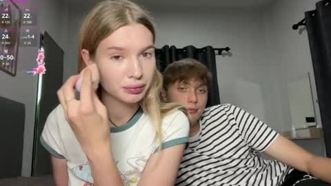 Snapshot of pussymoneywet chatting on 06-03-26, 12:57 Lina online show from 06-03-26, 12:57
