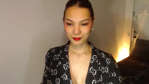 Snapshot of pussywetandwild chatting on 02-02-25, 01:08 LHARA online show from 02-02-25, 01:08