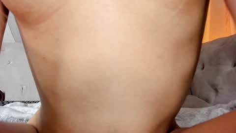Snapshot of putinna chatting on 12-15-24, 01:46 Pau Manchita online show from 12-15-24, 01:46