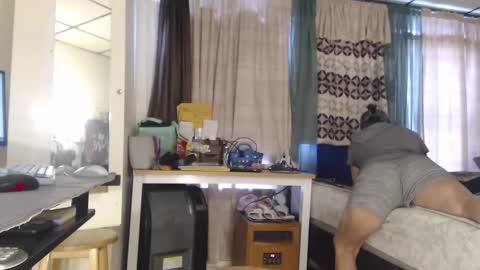 Snapshot of putiputi4u chatting on 01-15-25, 02:35 putiputi4u online show from 01-15-25, 02:35