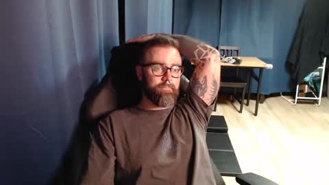 Snapshot of pyroxen chatting on 03-11-25, 08:53 Yog Sothoth online show from 03-11-25, 08:53