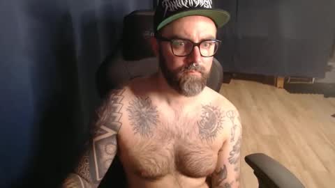 Snapshot of pyroxen chatting on 09-19-25, 08:49 Yog Sothoth online show from 09-19-25, 08:49