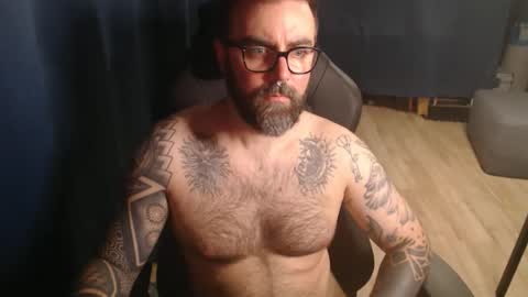 Snapshot of pyroxen chatting on 09-21-25, 07:26 Yog Sothoth online show from 09-21-25, 07:26