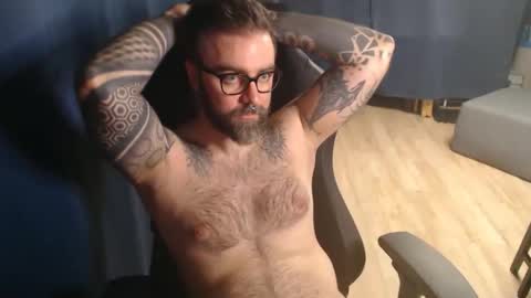 Snapshot of pyroxen chatting on 09-23-25, 07:50 Yog Sothoth online show from 09-23-25, 07:50