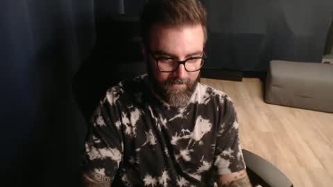 Snapshot of pyroxen chatting on 09-26-25, 08:02 Yog Sothoth online show from 09-26-25, 08:02