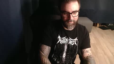 Snapshot of pyroxen chatting on 10-02-25, 08:16 Yog Sothoth online show from 10-02-25, 08:16