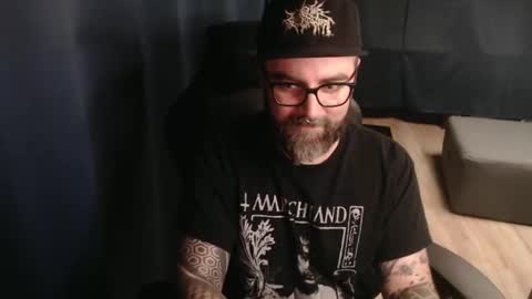 Snapshot of pyroxen chatting on 10-03-25, 09:23 Yog Sothoth online show from 10-03-25, 09:23