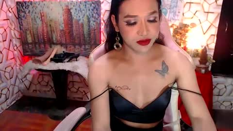 Queen Agatha online show from 05-09-26, 03:06