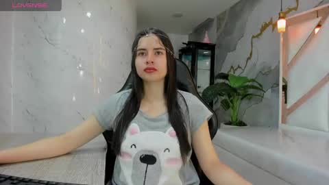 Qetsyah online show from 04-14-26, 01:50