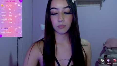 Snapshot of quee_tiana chatting on 10-02-25, 12:50 your princess online show from 10-02-25, 12:50